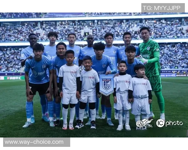 大连一方迎战陕西队力争主场胜利展现球队实力与决心