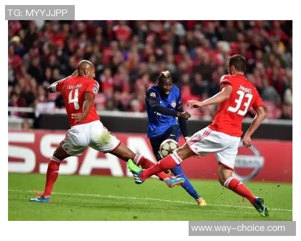 格拉斯流浪与本菲卡的激烈对决揭示足球战术与团队精神的完美结合